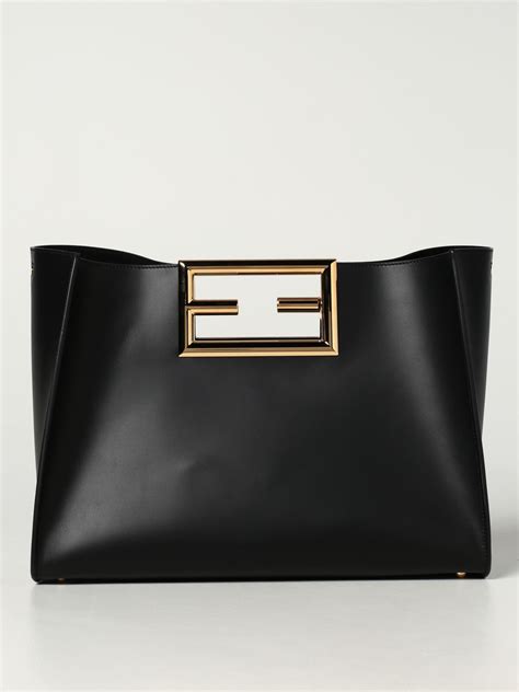 borsa fendi di 700 euro|borse in pelle donna.